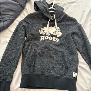 Roots women’s  Charcoal Hoodie Sweater